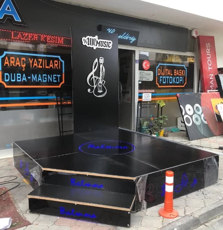 Işıklı Sahne Platformu